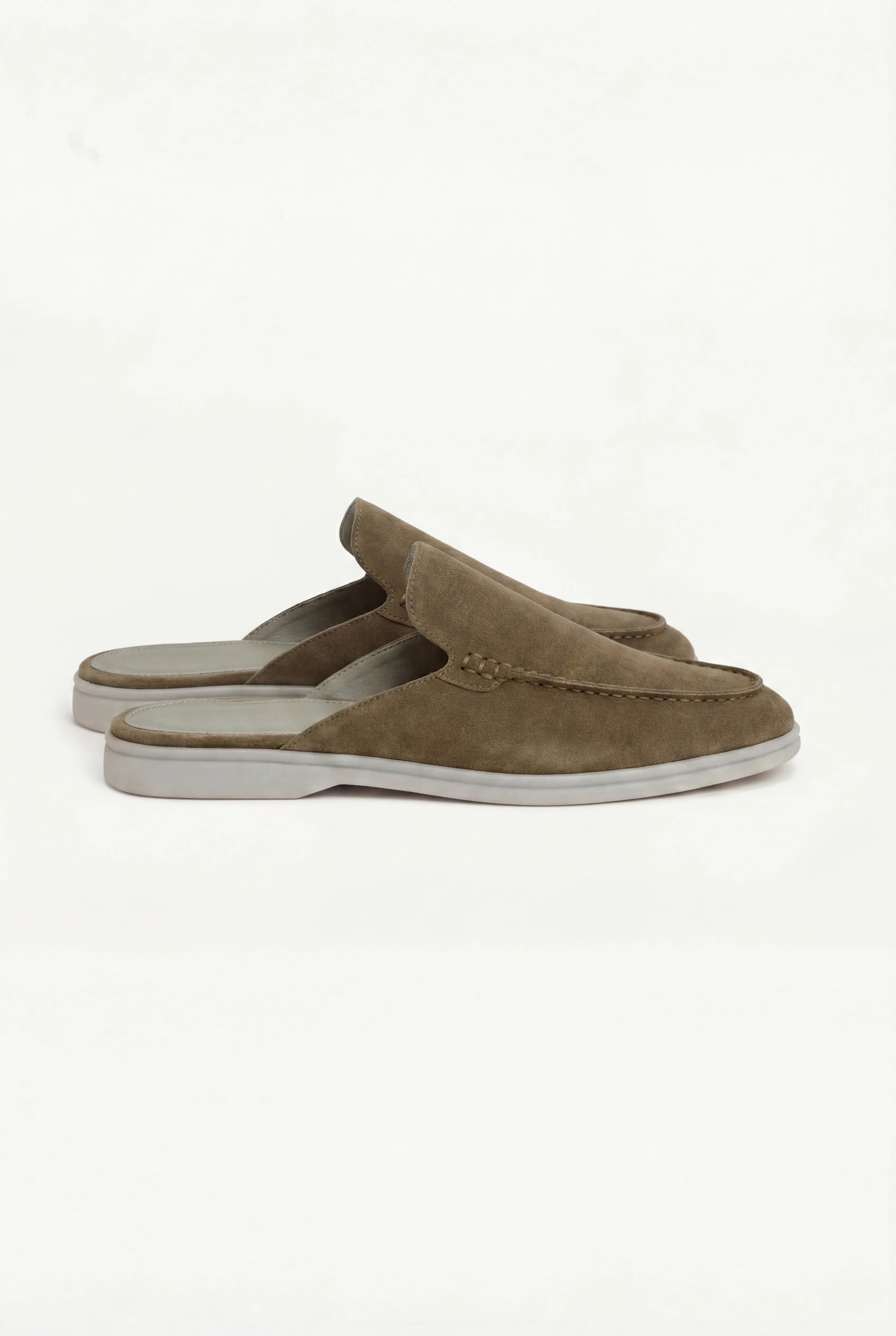 Olive Suède Yacht Loafers