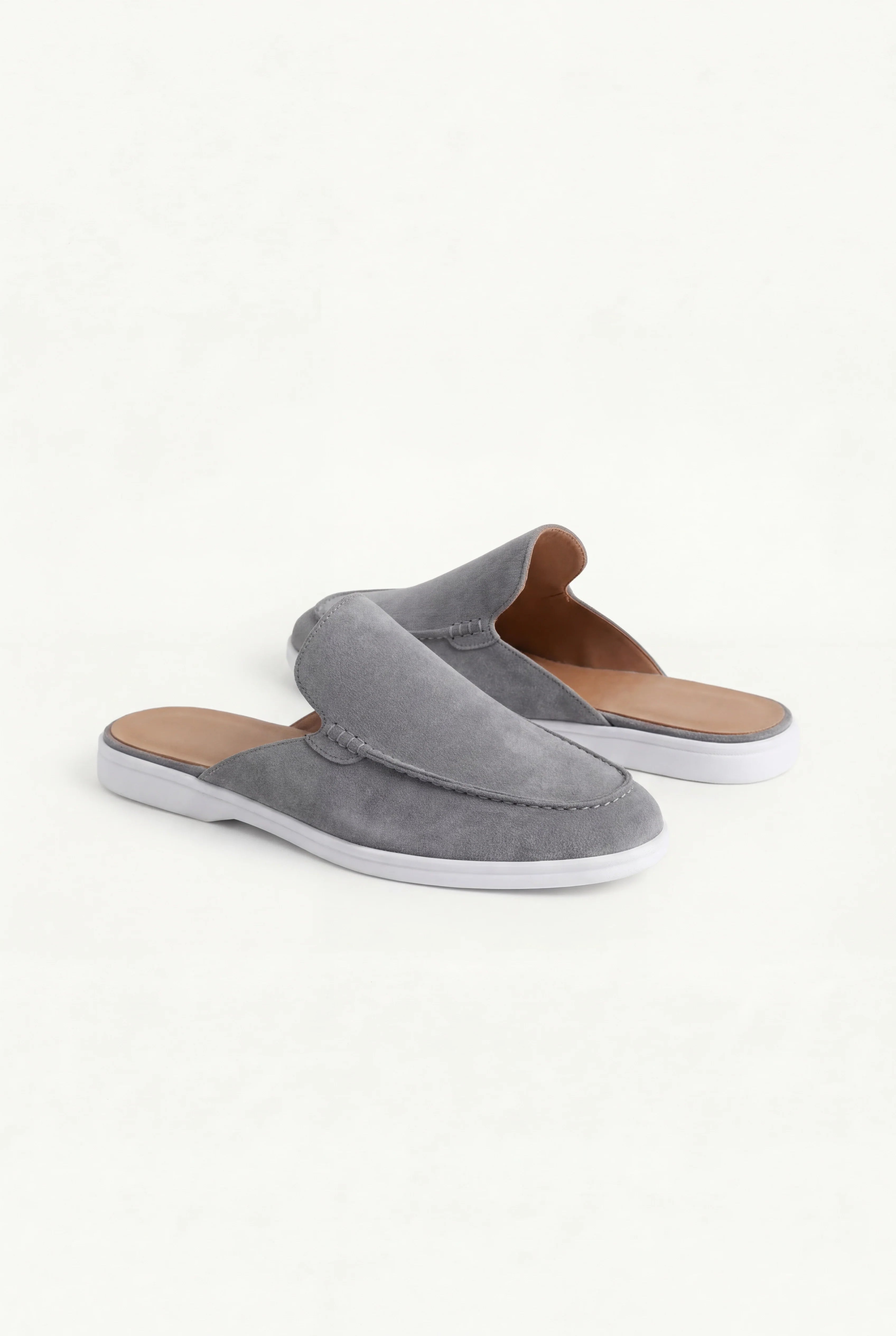 Grey Suède Yacht Loafers