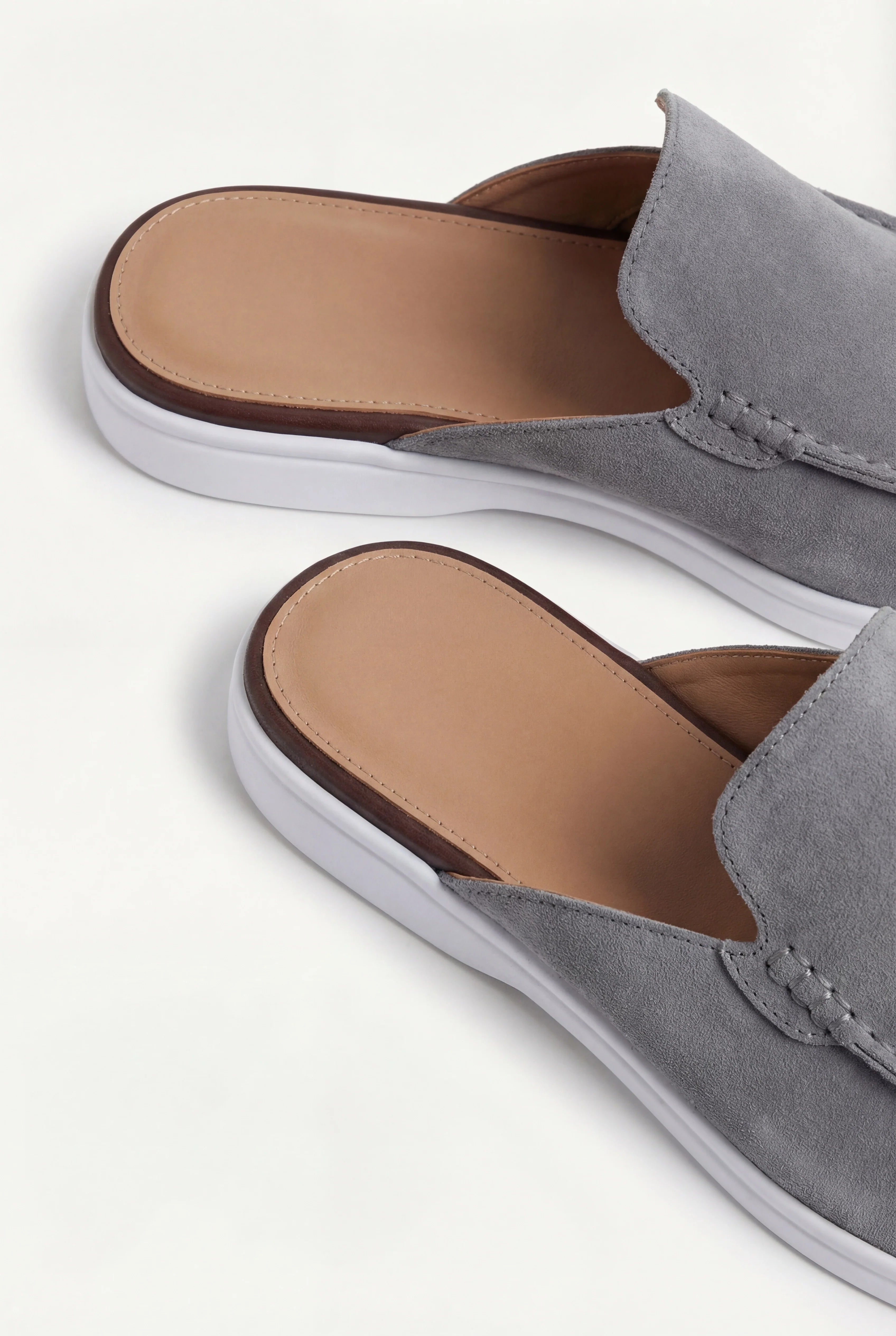 Grey Suède Yacht Loafers
